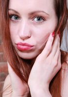 Hairy Russian Alice spreads her bush, Alice (ali098) ATK Archives: Alice (Hairy Russian Alice spreads her bush)