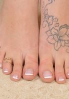 Ally Ann shows off her blondie feet, Ally Ann (all022) ATK Archives: Ally Ann (Ally Ann shows off her blondie feet)
