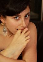 Altaira plays her feet, Altaira (alt002) ATK Natural & Hairy: Altaira (Altaira plays her feet)