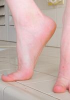 Alyssa Rose Footfetish, Alyssa Rose (aly015) ATK Galleria: Alyssa Rose (Alyssa Rose Footfetish)