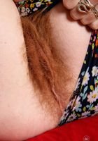 Ana Molly exposes her fiery muff., Ana Molly (ana036) ATK Natural & Hairy: Ana Molly (Ana Molly exposes her fiery muff.)