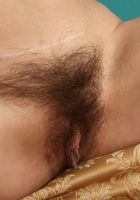 Annie puts on a show!, Annie (ann133) ATK Natural & Hairy: Annie (Annie puts on a show!)