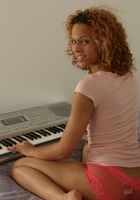 Aushalya in black women, Aushalya (aus001) ATK Exotics: Aushalya (Aushalya in black women)