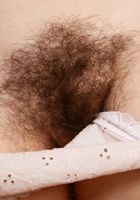 Hairy Barb spreads her hole, Barb (bar033) ATK Archives: Barb (Hairy Barb spreads her hole)