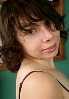 Hairy MILF Bella spreads her bush, Bella (bel046) ATK Archives: Bella (Hairy MILF Bella spreads her bush)