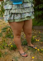 Hairy Betty picks some fruit, Betty (bet051) ATK Archives: Betty (Hairy Betty picks some fruit)