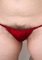 Hairy MILF Brianna spreads her ass, Brianna Davis (bri059) ATK Natural & Hairy: Brianna Davis (Hairy MILF Brianna spreads her ass)