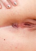Sexy fit babe Cali teases and spreads her pussy and ass, Cali Hayes (cal022) ATK Galleria: Cali Hayes (Sexy fit babe Cali teases and spreads her pussy and ass)