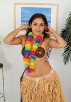 Caress in latinas, Caress (car088) ATK Petites: Caress (Caress in latinas)