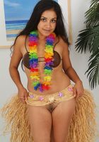 Caress in latinas, Caress (car088) ATK Petites: Caress (Caress in latinas)
