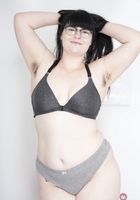 Cece Workout Clothes, Cece Lachey (cec015) ATK Natural & Hairy: Cece Lachey (Cece Workout Clothes)