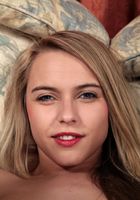 Naughty amateur Chloe makes her pussy gape, Chloe Toy (chl040) ATK Galleria: Chloe Toy (Naughty amateur Chloe makes her pussy gape)
