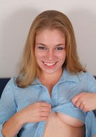 Daisy loves to be a naughty tease with her feet, Daisy Mae (dai010) ATK Archives: Daisy Mae (Daisy loves to be a naughty tease with her feet)