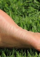 Hairy MILF Delilah pees outside, Delilah (del032) ATK Natural & Hairy: Delilah (Hairy MILF Delilah pees outside)