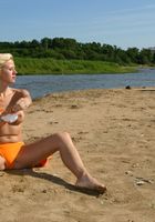 Sexy amateur Elena strips and rubs her hairy pussy outdoors, Elena (ele026) ATK Archives: Elena (Sexy amateur Elena strips and rubs her hairy pussy outdoors)