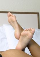 Elle in footfetish, Elle (ell009) ATK Petites: Elle (Elle in footfetish)