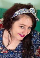 Hairy Emma spreads her bush, Emma (emm004) ATK Petites: Emma (Hairy Emma spreads her bush)