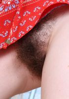 Double handed gapes, Emma Evins (emm030) ATK Natural & Hairy: Emma Evins (Double handed gapes)