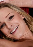 New model Emma Hix shows off her long toes, Emma Hix (emm032) ATK Petites: Emma Hix (New model Emma Hix shows off her long toes)