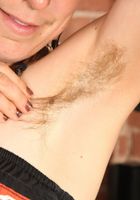 Hairy Francine spreads her bush, Francine McAllister (fra025) ATK Archives: Francine McAllister (Hairy Francine spreads her bush)