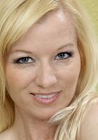 Hairy Heidi spreads her bush, Heidi Hanson (hei013) ATK Natural & Hairy: Heidi Hanson (Hairy Heidi spreads her bush)