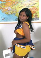 Holly Cheerleaders' Spreads, Holly (hol005) ATK Natural & Hairy: Holly (Holly Cheerleaders' Spreads)