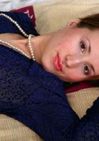 Honey in scary hairy, Honey (hon011) ATK Petites: Honey (Honey in scary hairy)