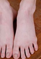 Karli Stone Shows Off her Long, Slender Feet, Karli Stone (kar112) ATK Galleria: Karli Stone (Karli Stone Shows Off her Long, Slender Feet)