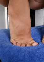 Horny fit babe Keisha teases with her feet and trimmed pussy, Keisha Grey (kei016) ATK Galleria: Keisha Grey (Horny fit babe Keisha teases with her feet and trimmed pussy)