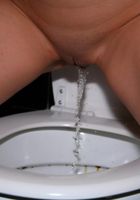 Kelly gives you a little pee shoot, Kelly (kel056) ATK Exotics: Kelly (Kelly gives you a little pee shoot)
