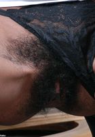Kenya in black women, Kenya (ken001) ATK Exotics: Kenya (Kenya in black women)
