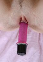 Kira gets herself off laying in bed with her vibrator, Kira (kir008) ATK Archives: Kira (Kira gets herself off laying in bed with her vibrator)