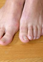 Naughty blonde amateur Laura teases and spreads her toes, Laura (lau033) ATK Archives: Laura (Naughty blonde amateur Laura teases and spreads her toes)