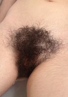 Laufy making her hairy snapper so wet., Laufy (lau064) ATK Natural & Hairy: Laufy (Laufy making her hairy snapper so wet.)