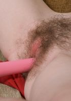Leeya in hairy fun, Leeya (lee010) ATK Petites: Leeya (Leeya in hairy fun)