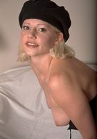 Lisa in footfetish, Lisa (lis003) ATK Archives: Lisa (Lisa in footfetish)