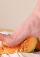 Lisa in footfetish, Lisa (lis006) ATK Archives: Lisa (Lisa in footfetish)