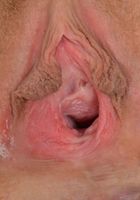 Nickey leans back and gapes., Nickey Huntsman (nic093) ATK Natural & Hairy: Nickey Huntsman (Nickey leans back and gapes.)