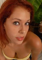 Nikki spreads her pussy, Nikki (nik081) ATK Archives: Nikki (Nikki spreads her pussy)
