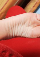 Exotic Paris shows you her feet, Paris Rayne (par024) ATK Exotics: Paris Rayne (Exotic Paris shows you her feet)