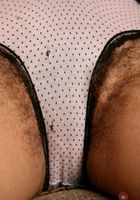 Hairy and exotic Pearl spreads her pussy, Pearl (pea012) ATK Natural & Hairy: Pearl (Hairy and exotic Pearl spreads her pussy)