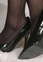 Petals in footfetish, Petals (pet028) ATK Archives: Petals (Petals in footfetish)