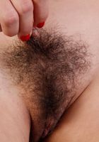 Hairy Raven spreads her bush, Raven Rockette (rav013) ATK Natural & Hairy: Raven Rockette (Hairy Raven spreads her bush)