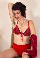 All natural Sadie shows off her dark hairy pits and bush, Sadie Lune (sad018) ATK Natural & Hairy: Sadie Lune (All natural Sadie shows off her dark hairy pits and bush)