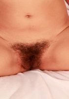 Hairy Selma spreads her bush, Selma Sins (sal021) ATK Petites: Selma Sins (Hairy Selma spreads her bush)