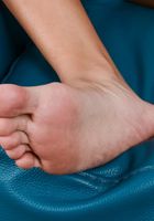 Latina Salma shows off her feet, Selma Sins (sal021) ATK Exotics: Selma Sins (Latina Salma shows off her feet)