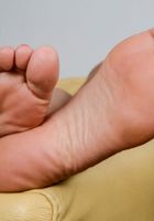 Latina Selma shows off her feet, Selma (sel009) ATK Exotics: Selma (Latina Selma shows off her feet)