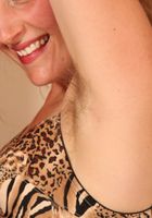 Sexy Shoshanna shows off her bush, Shoshannah (sho002) ATK Natural & Hairy: Shoshannah (Sexy Shoshanna shows off her bush)