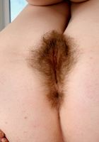 Sian in mature and hairy, Sian (sia002) ATK Natural & Hairy: Sian (Sian in mature and hairy)