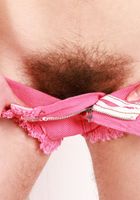Sia Wood wants to be your cowgirl, Sia Wood (sia004) ATK Natural & Hairy: Sia Wood (Sia Wood wants to be your cowgirl)